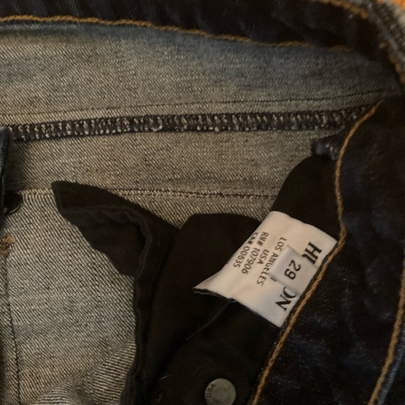 Hudson Carly - Picture 2 of 7